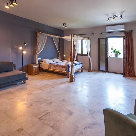 Minoos Chania (Crete)