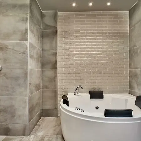 Otel Minoos